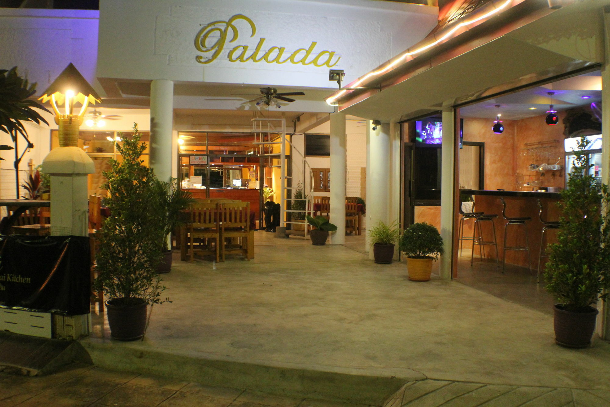 Palada Guesthouse HHQ Exteriör bild